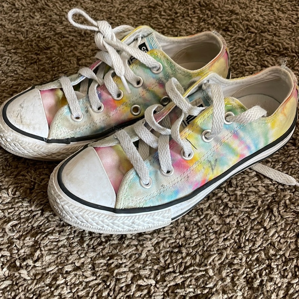 Converse All Stars in tie dye. Size 12 girls